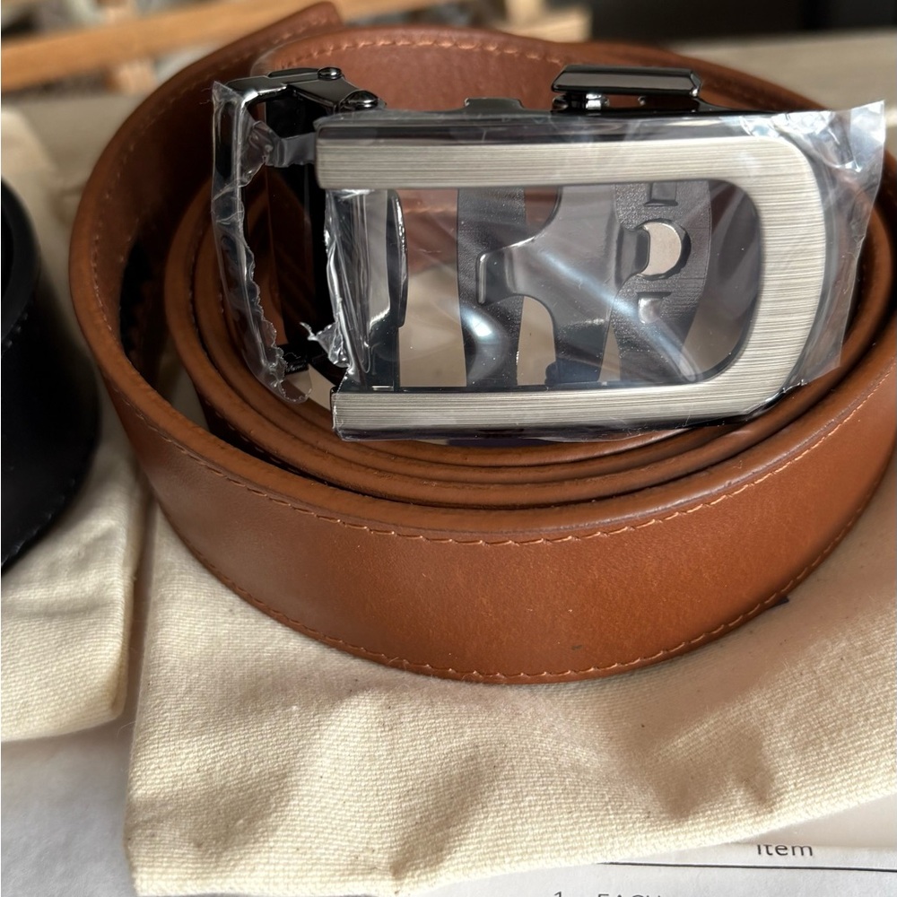 Anson Belt & Buckle Trio Set + Hanger – Men’s Ratchet Belts